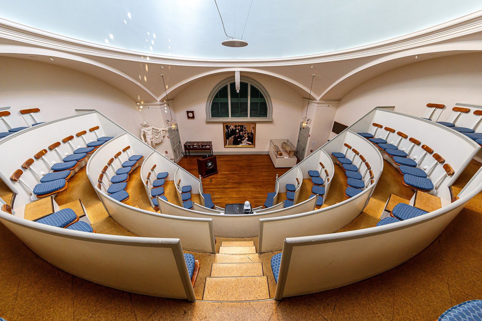 Education inside the ether dome at massachusetts general hospital, boston, massachusetts